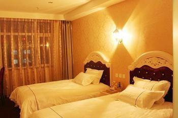 Tangfeng Art Hotel Shenyang North Railway Station Экстерьер фото